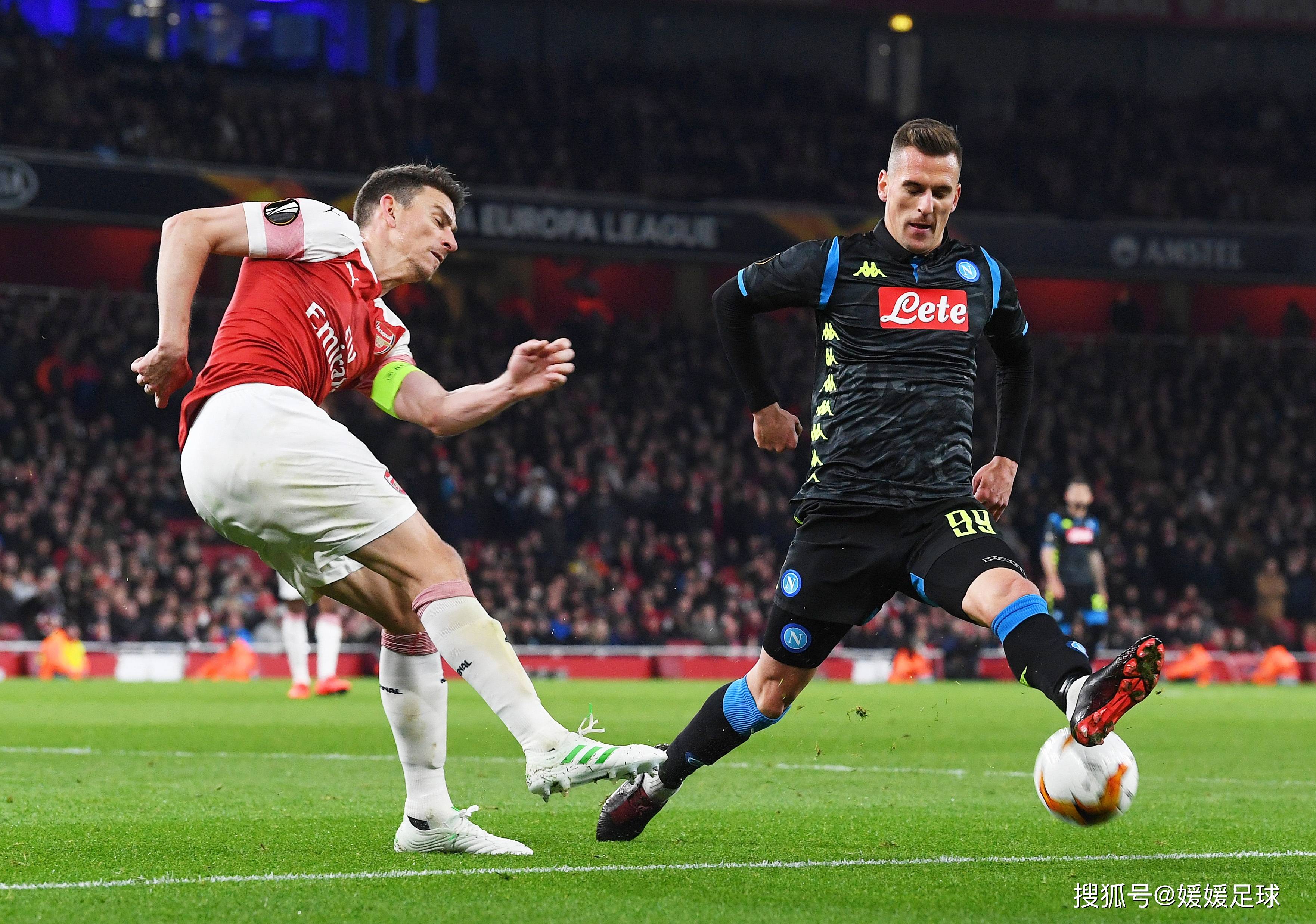 包含法兰克福发布备战花絮，集结日外线爆发，意甲任务艰巨，身体对抗强度拉满的词条